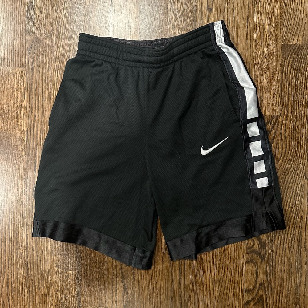 Nike ELITE shorts